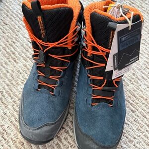 High-Performance Blue and Orange Men's Boots